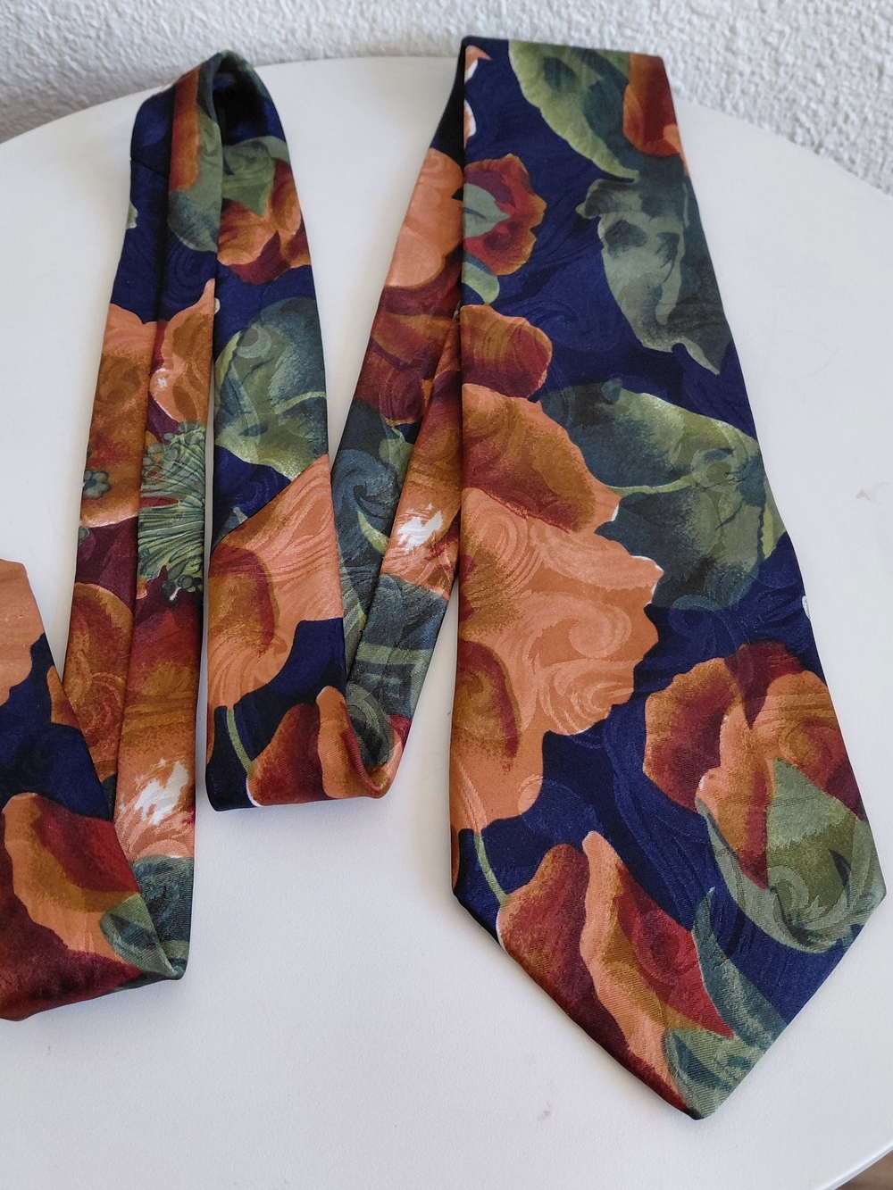 John Weitz Vintage Made In USA Floral Silky Polyester Necktie